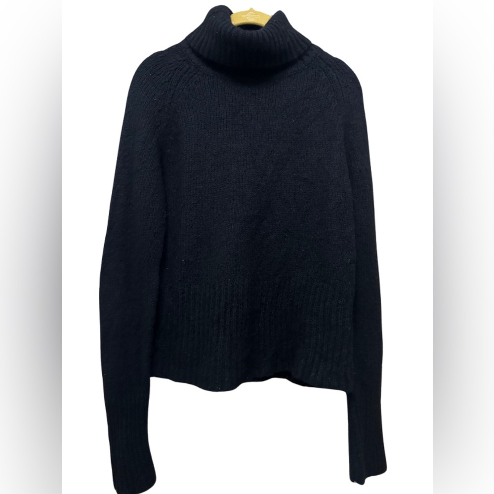 Vintage Harvé Benard Sport Wool Chunky Knit Sweater